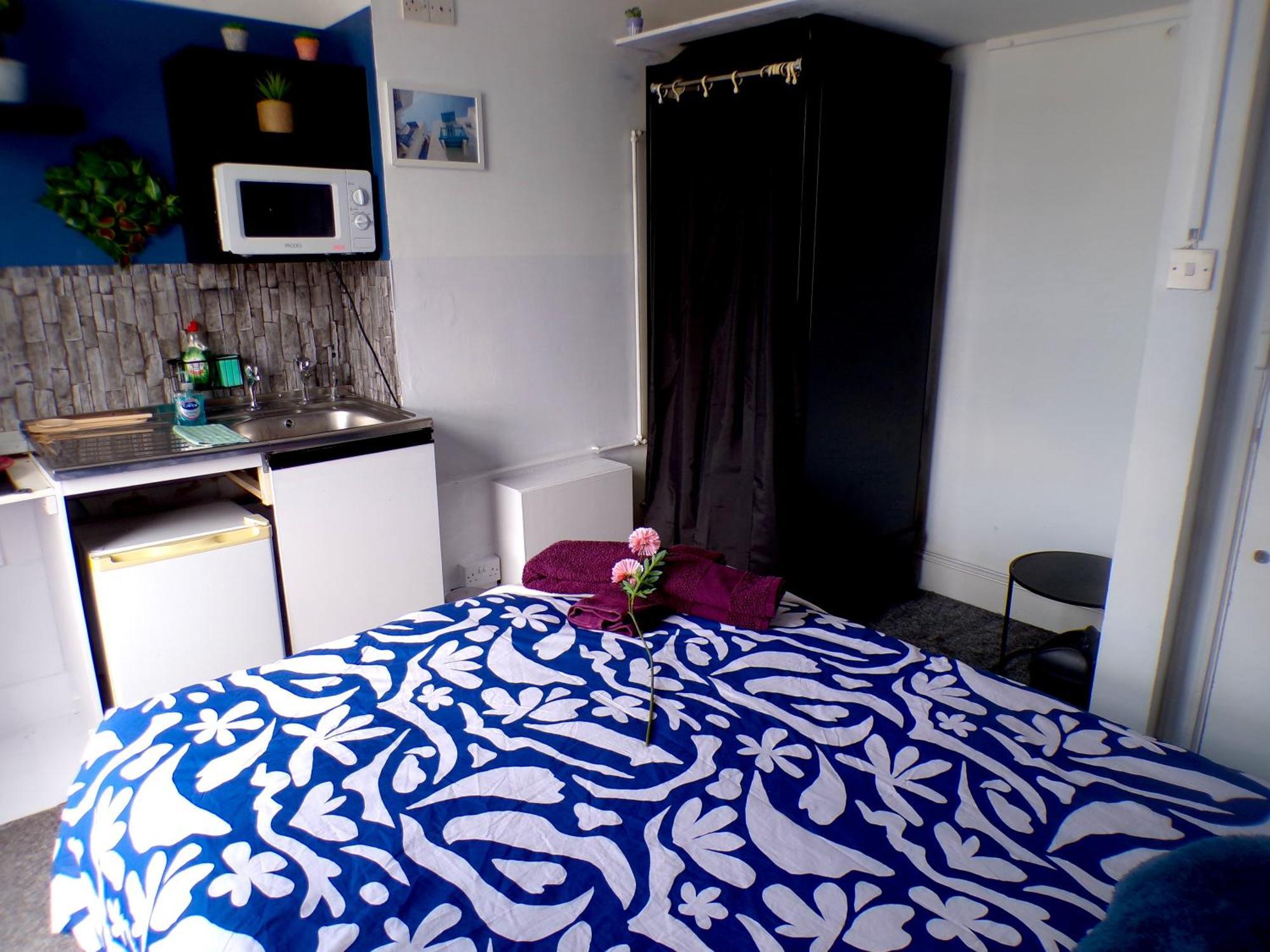 West Kensington - Santorini Apartments London Bagian luar foto