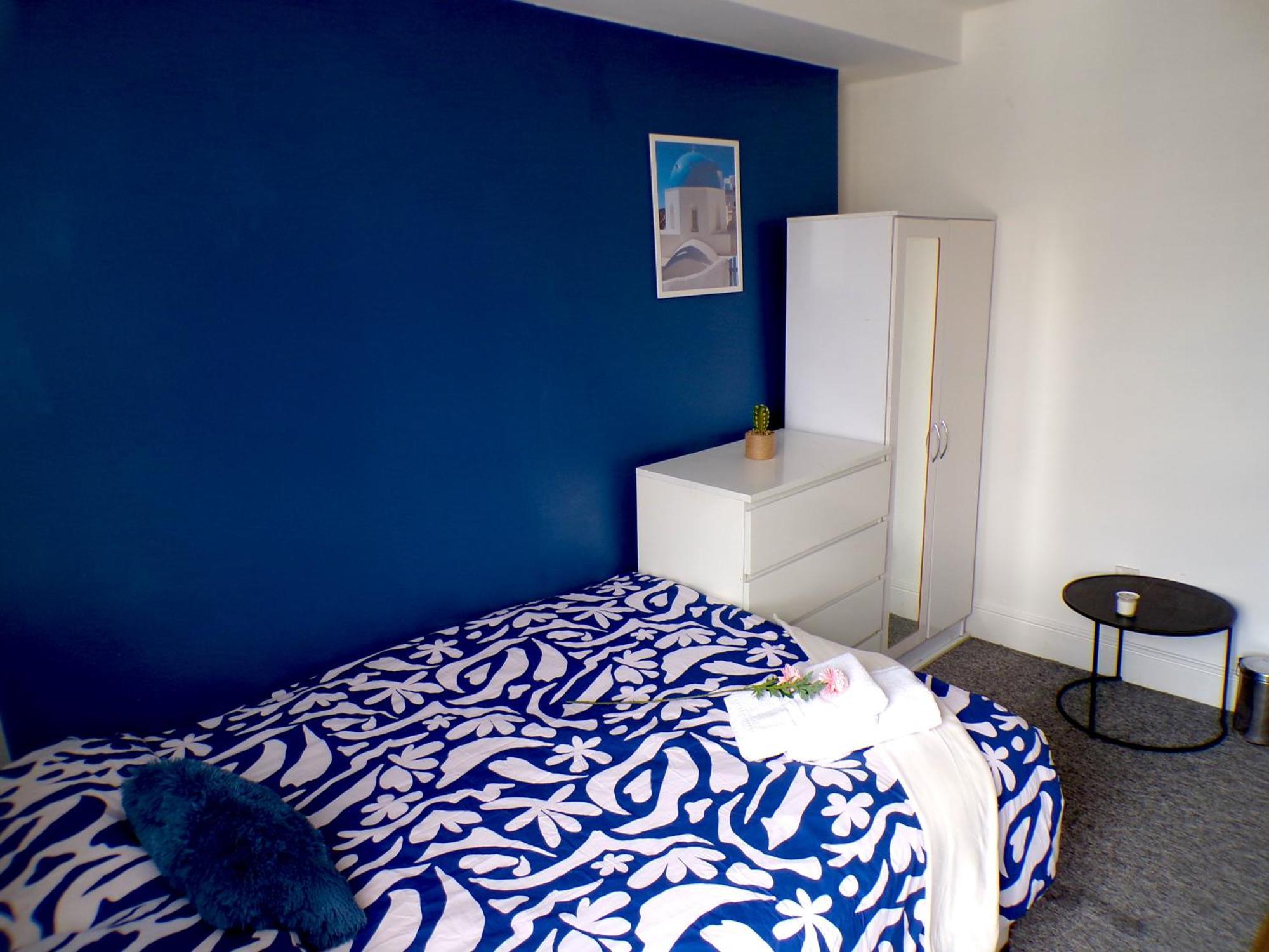 West Kensington - Santorini Apartments London Bagian luar foto